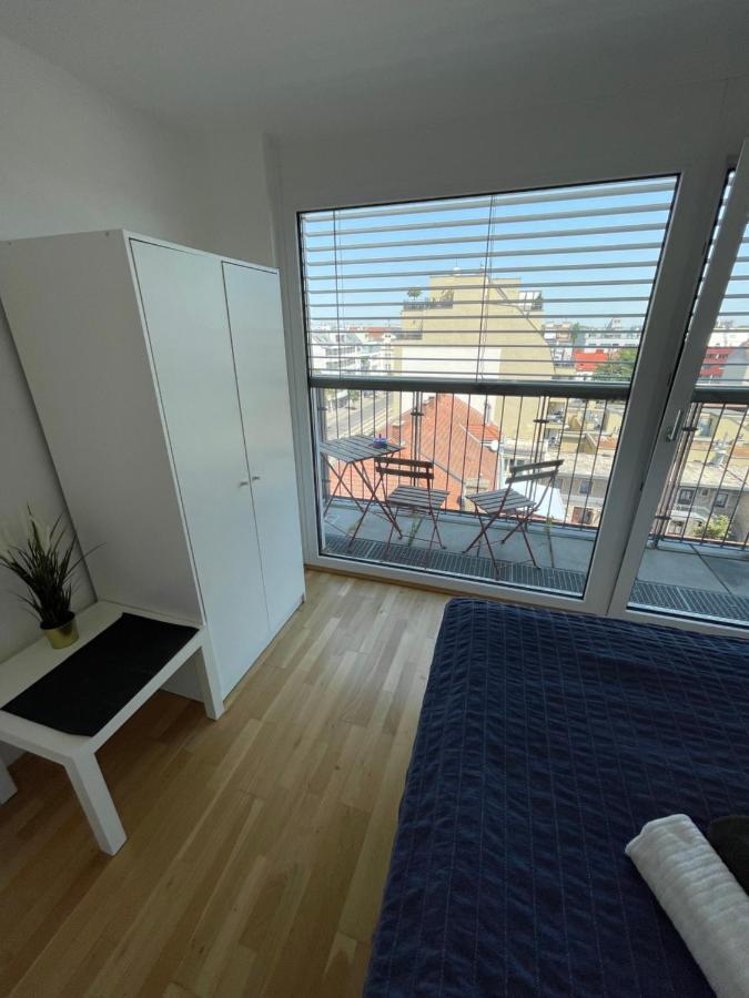 Eca Rooftop Live - Private Rooms & Serviced Apartments Vienna Exterior photo